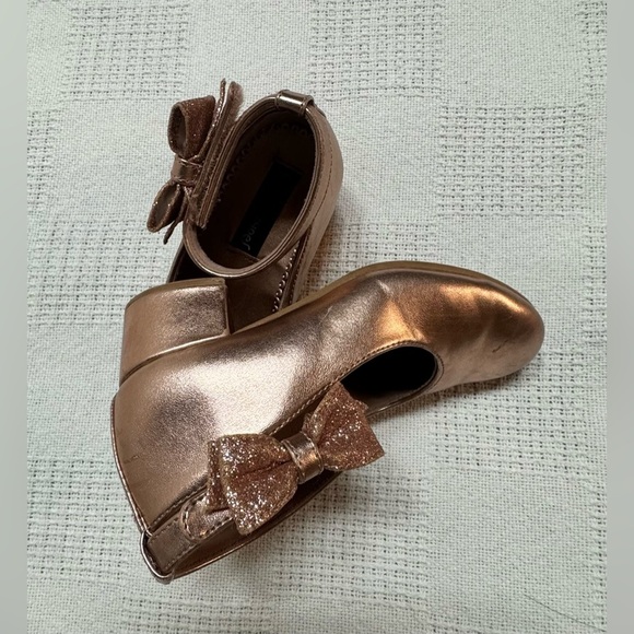 Bundle Rachel Shoes Kids Mary Jane Dress Shoes - Red, Pink, and Gold - Picture 7 of 11